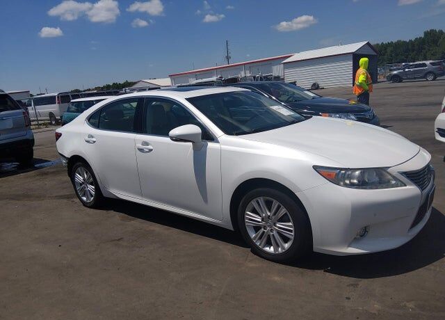 2014 LEXUS ES
