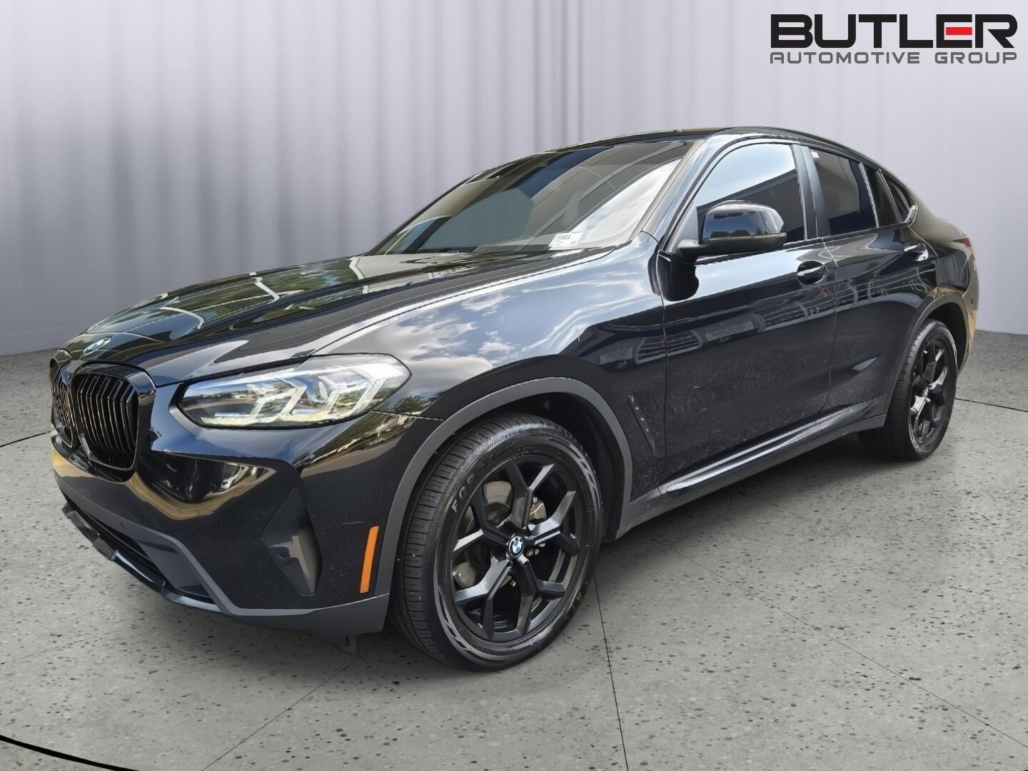 2022 BMW X4
