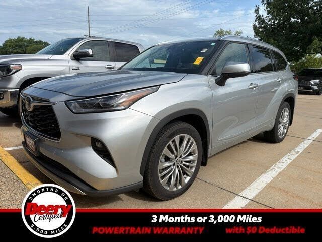 2022 TOYOTA Highlander