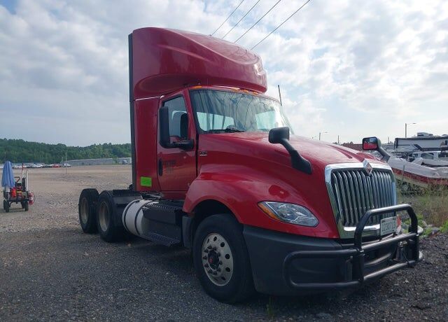 2020 INTERNATIONAL LT625
