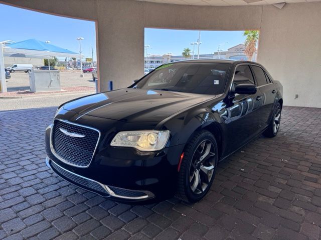 2018 CHRYSLER 300