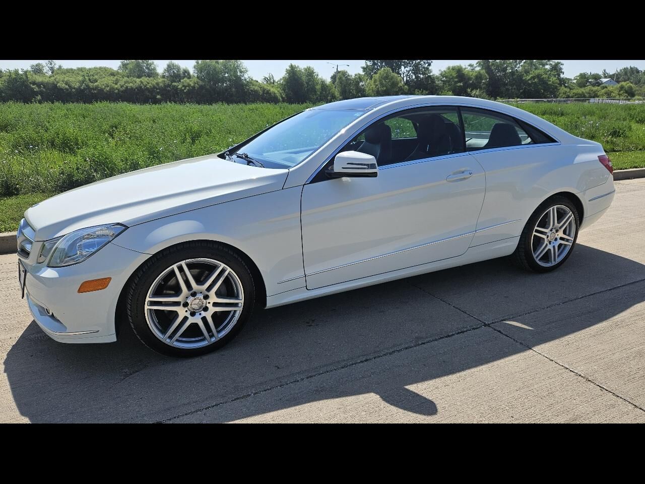 2011 MERCEDES-BENZ E-Class