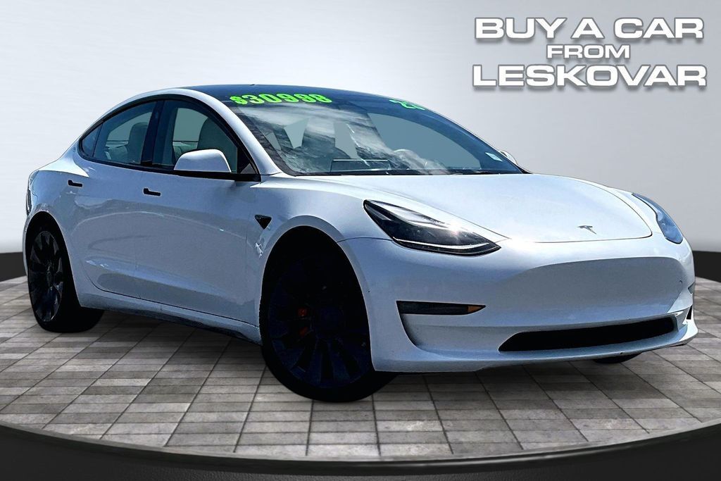 2023 TESLA Model 3