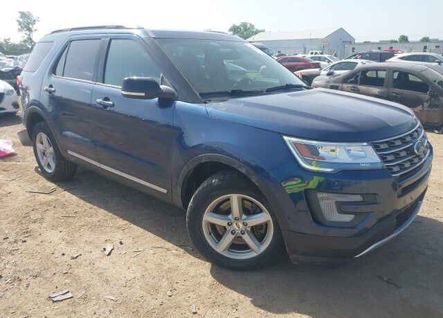 2017 FORD Explorer