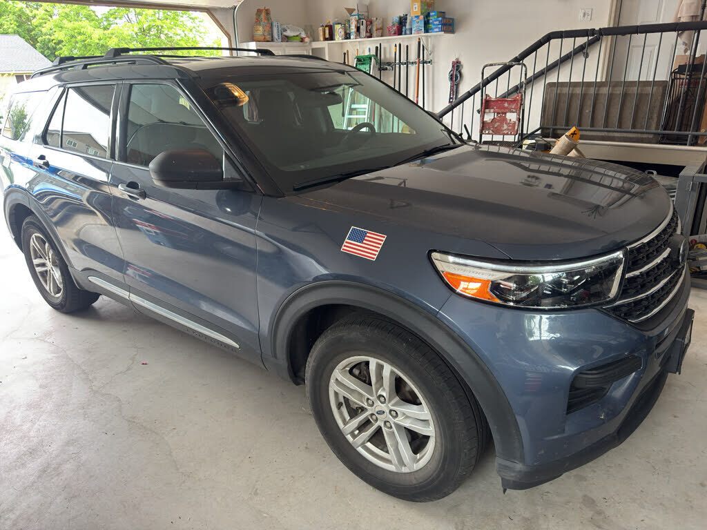 2021 FORD Explorer