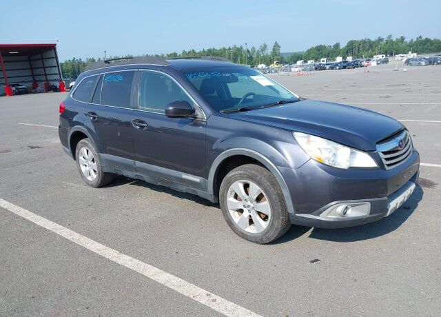 2012 SUBARU Outback