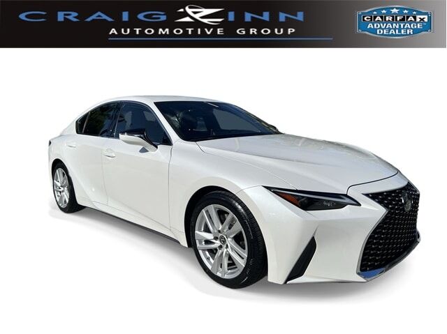 2021 LEXUS IS