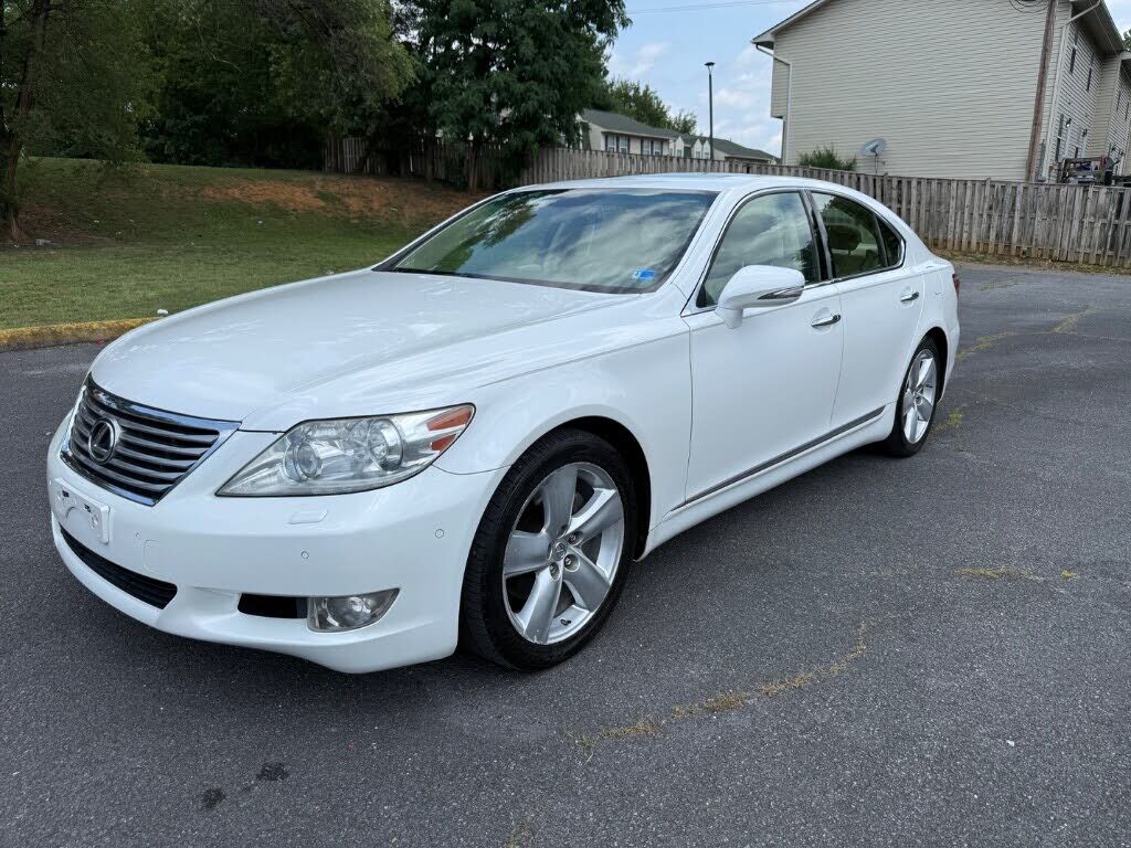 2012 LEXUS LS