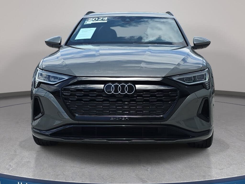 2024 Audi Q8