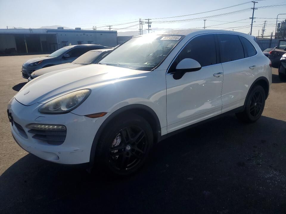 2011 PORSCHE Cayenne