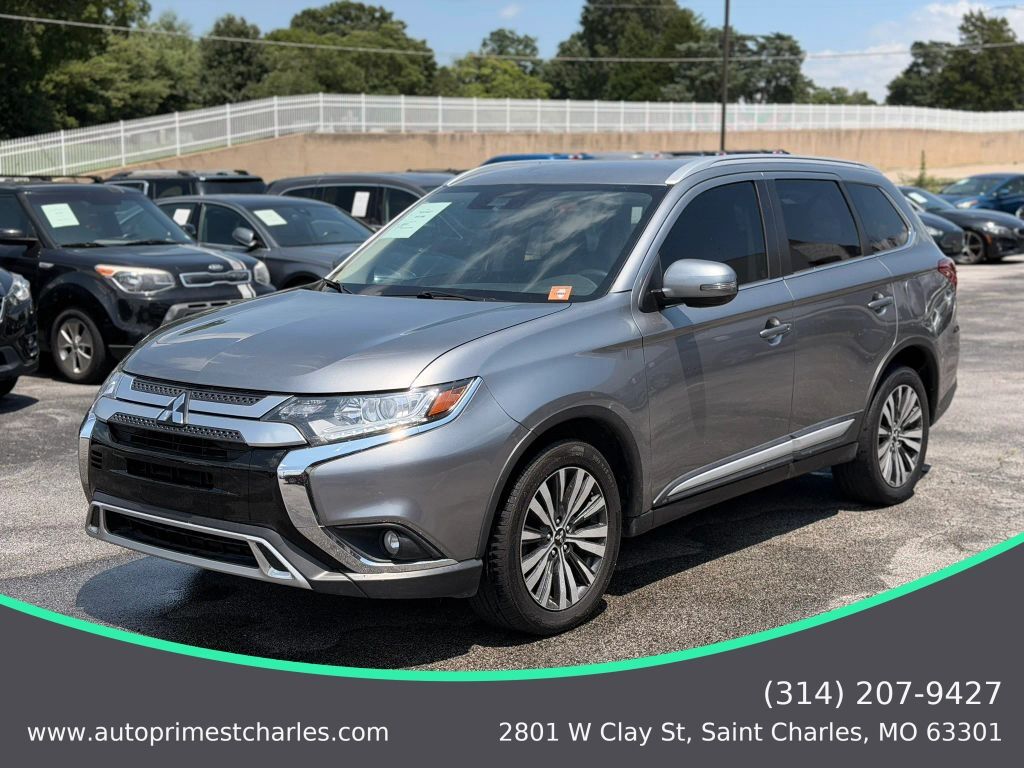 2020 MITSUBISHI Outlander