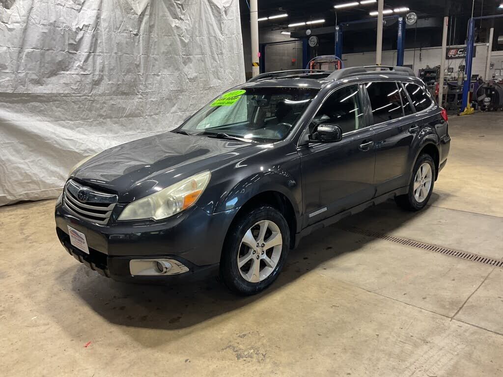 2012 SUBARU Outback