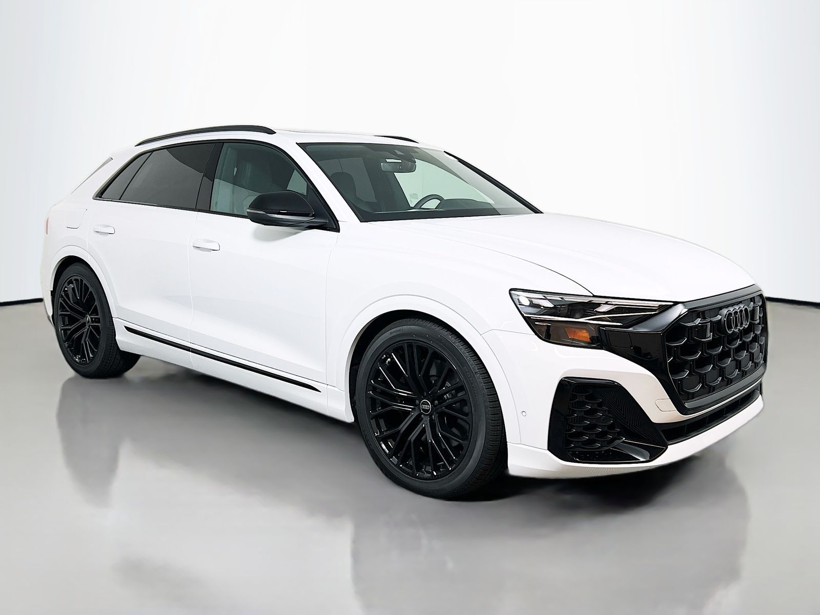2025 AUDI SQ8