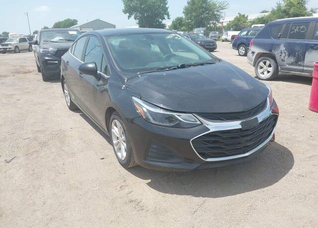 2019 CHEVROLET Cruze
