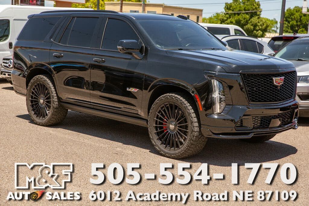 2025 CADILLAC Escalade