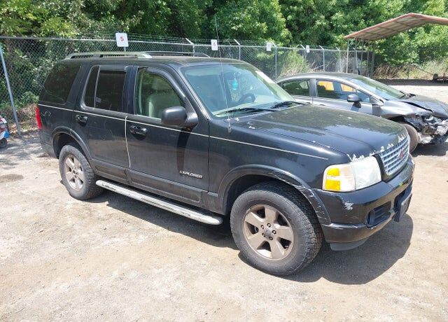 2004 FORD Explorer