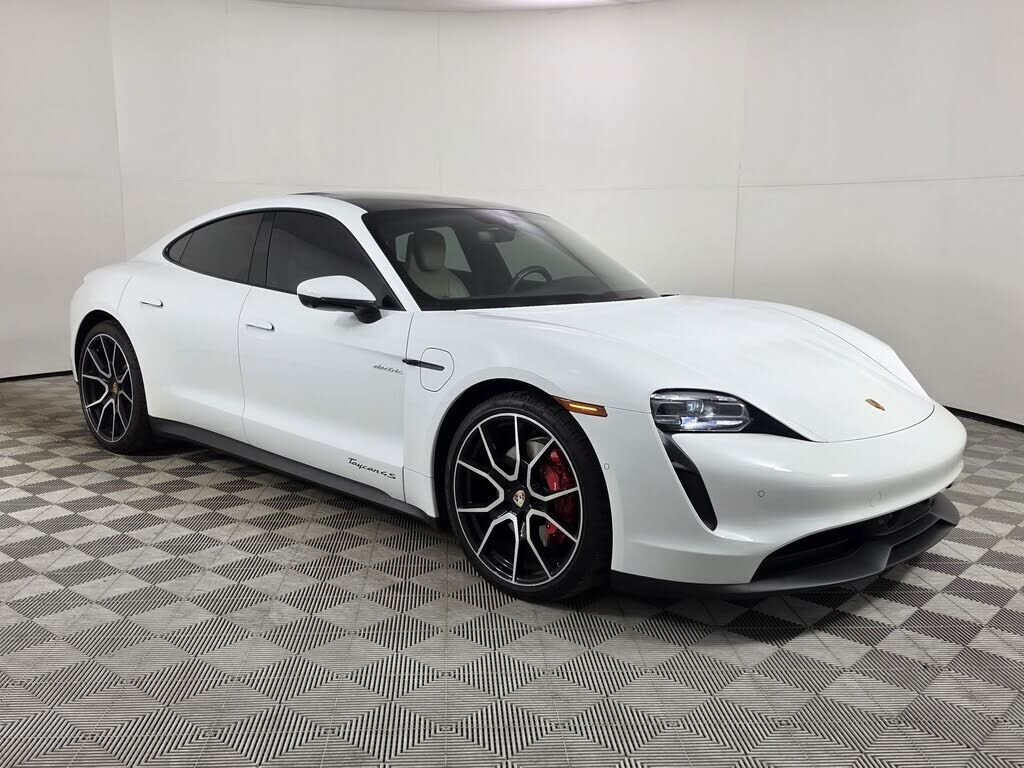 2023 PORSCHE Taycan