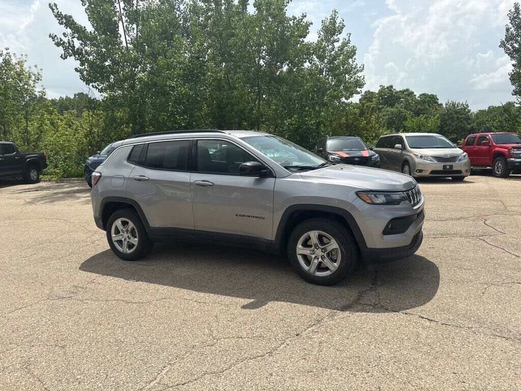 2024 JEEP Compass