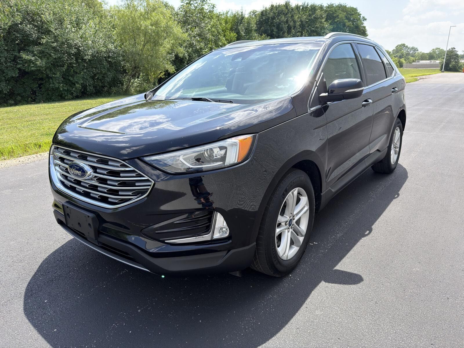 2019 FORD Edge