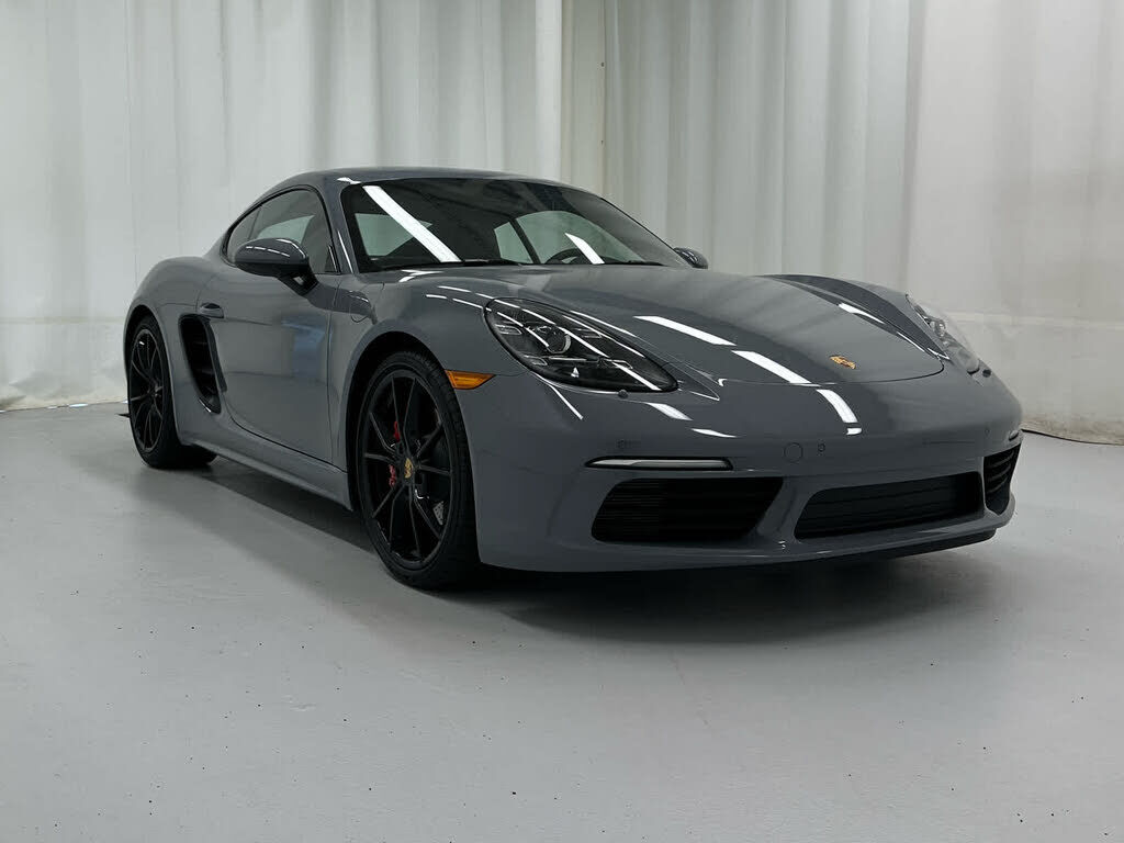 2025 PORSCHE 718