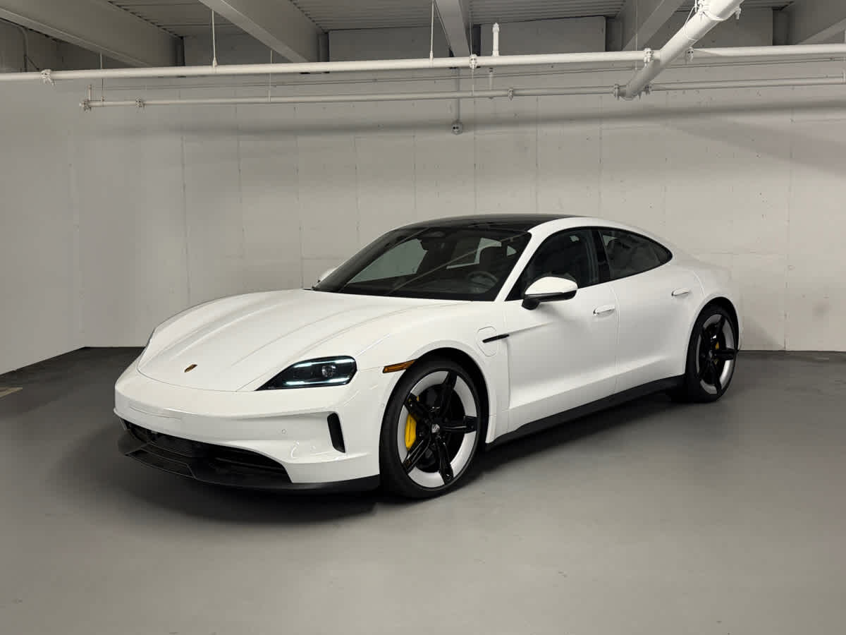 2026 PORSCHE Taycan