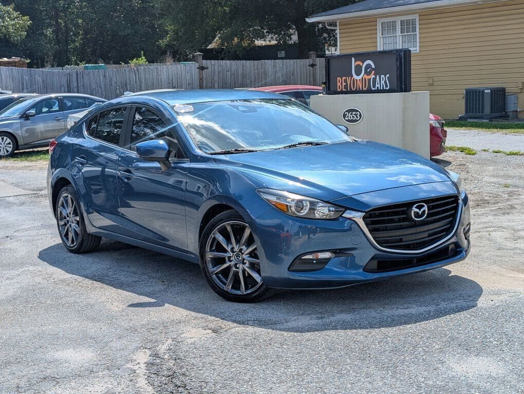 2018 MAZDA Mazda3