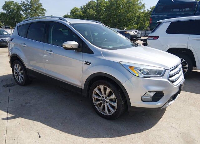 2017 FORD Escape