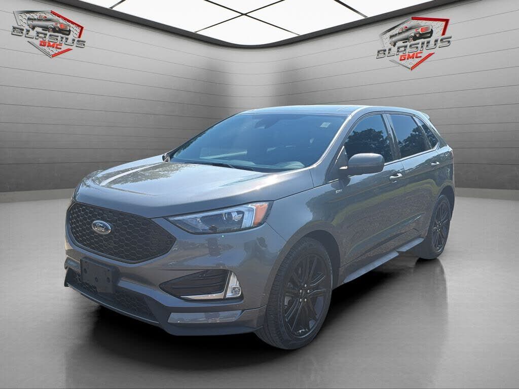2023 FORD Edge