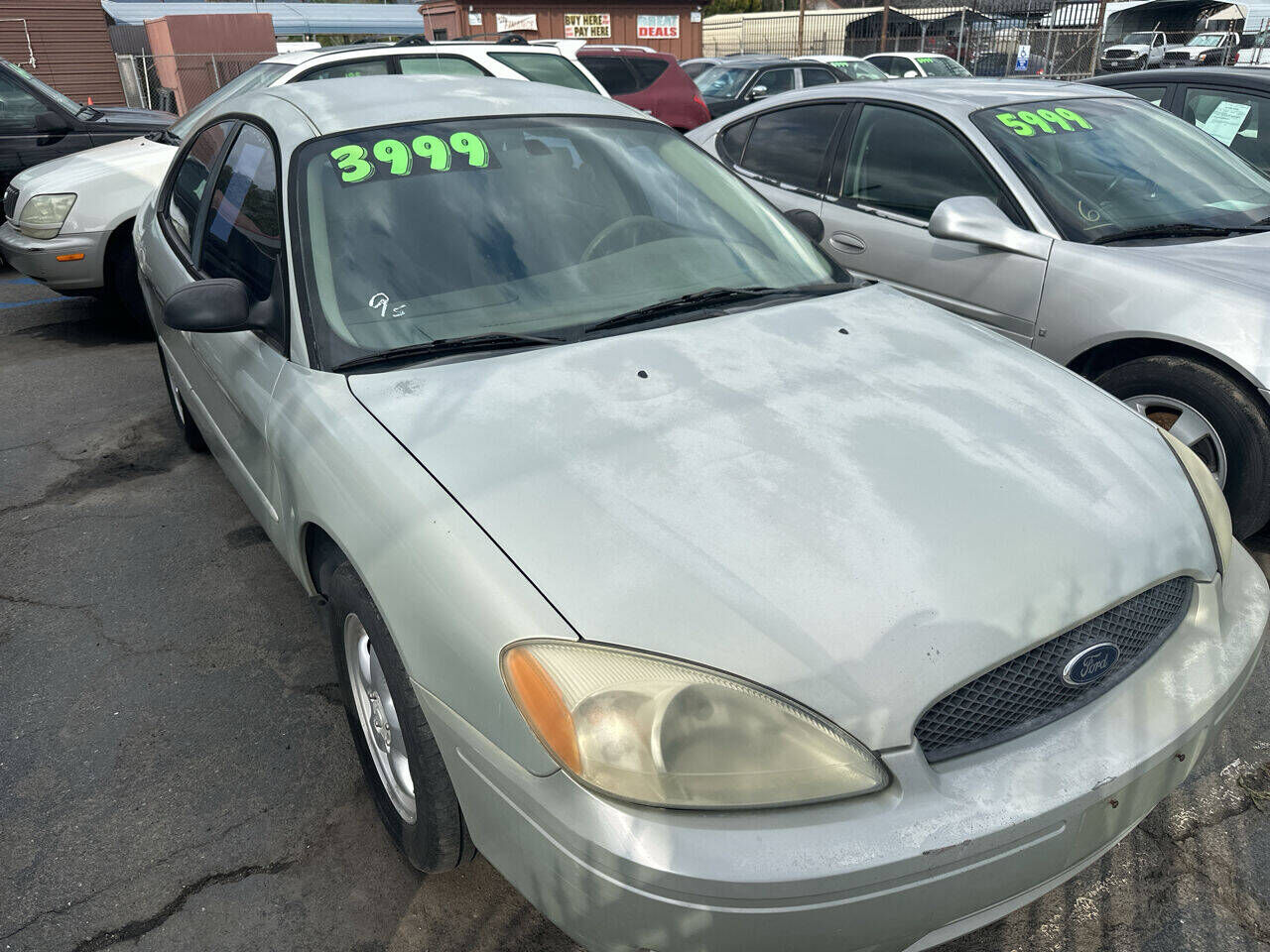 2005 FORD Taurus