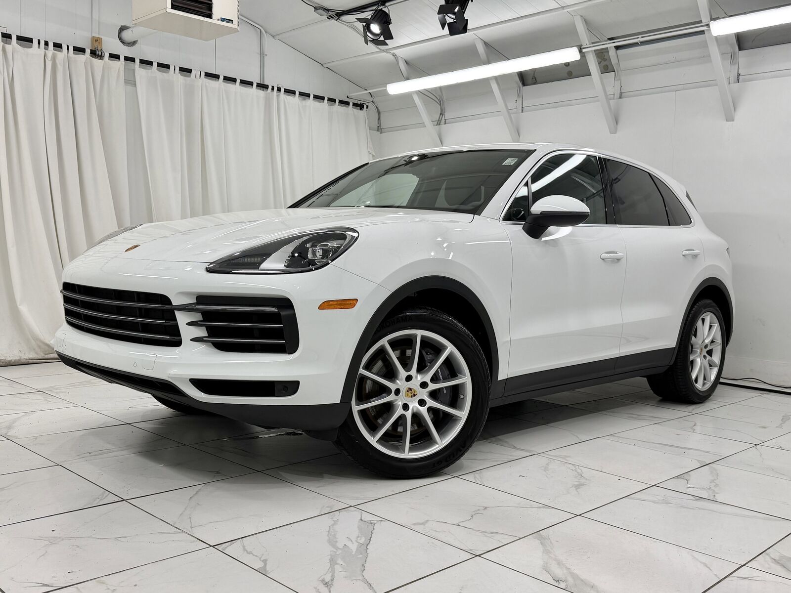 2023 PORSCHE Cayenne