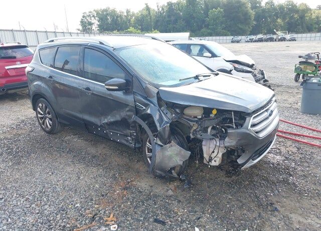 2017 FORD Escape