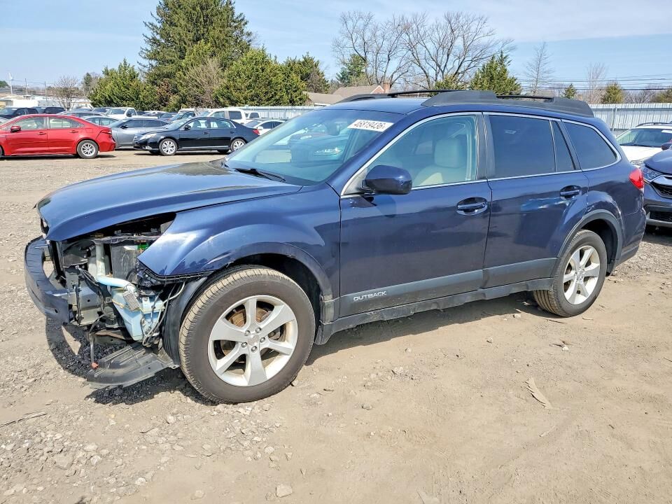 2013 SUBARU Outback