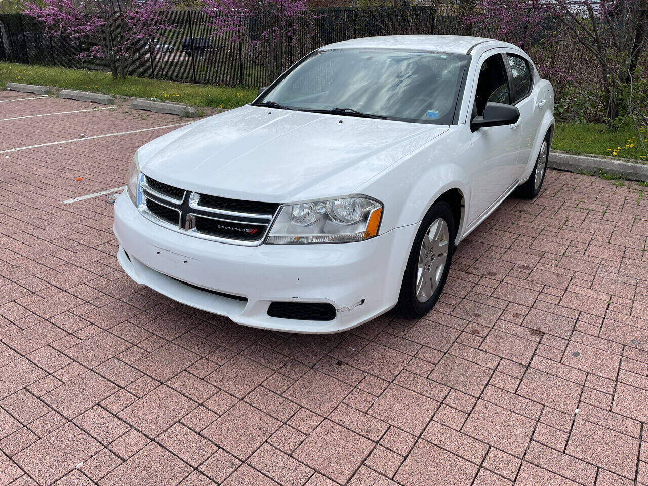 2014 DODGE Avenger