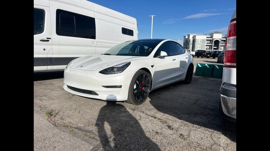 2021 TESLA Model 3