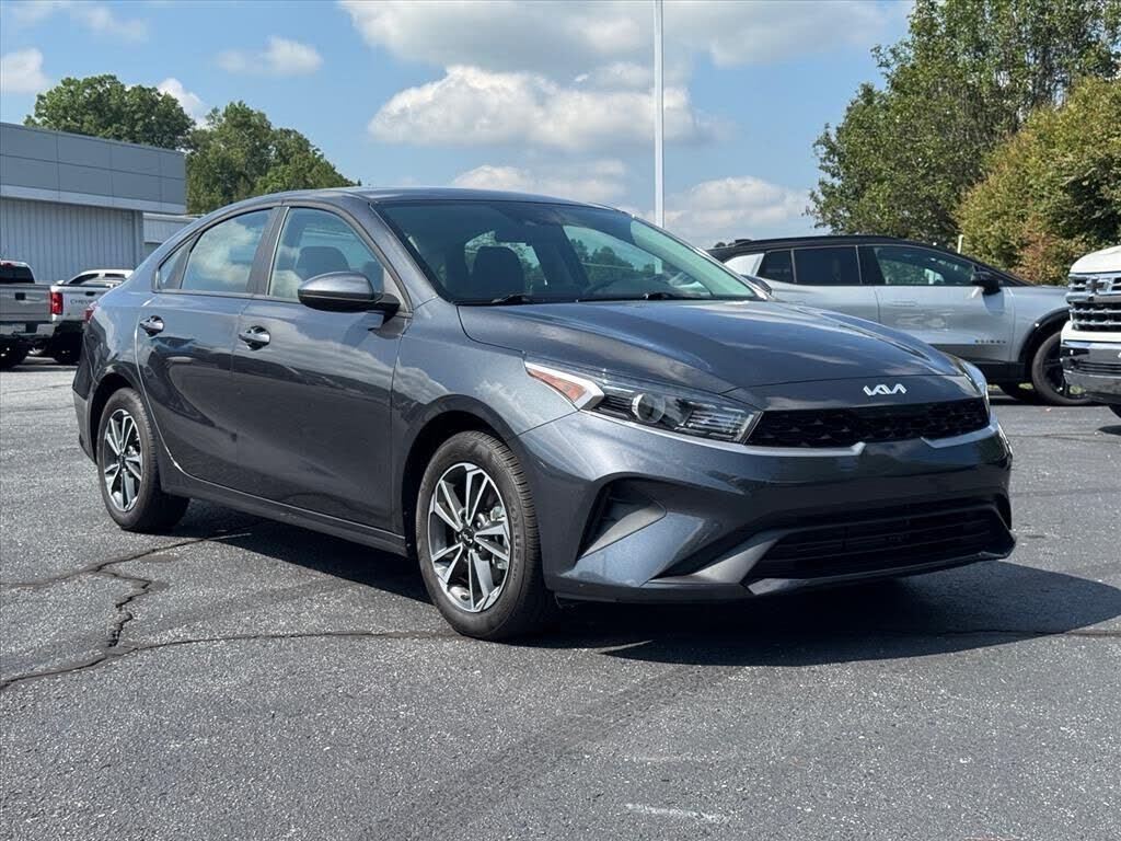 2024 KIA Forte