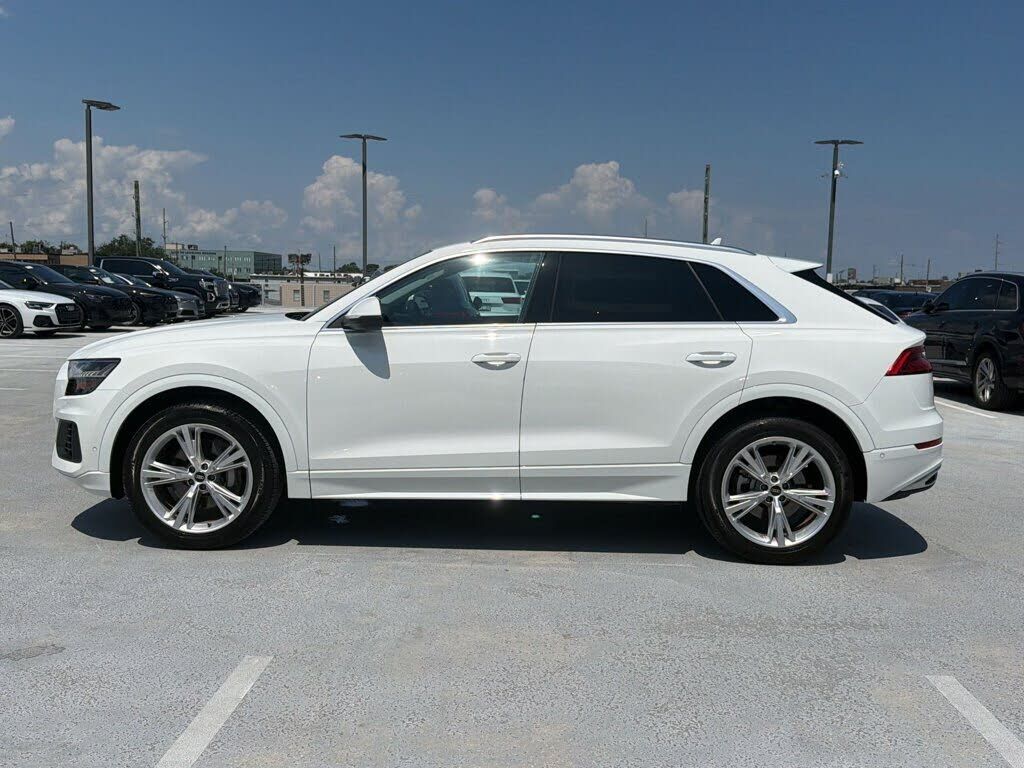 2023 Audi Q8