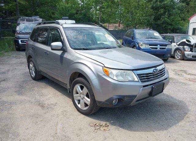 2010 SUBARU Forester