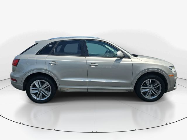 2017 Audi Q3