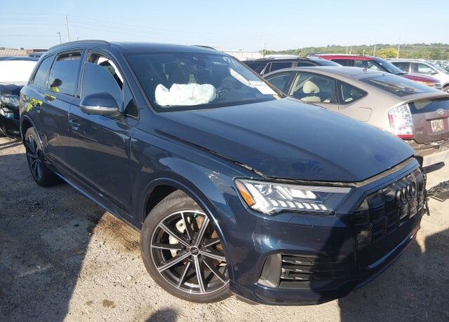 2023 AUDI Q7