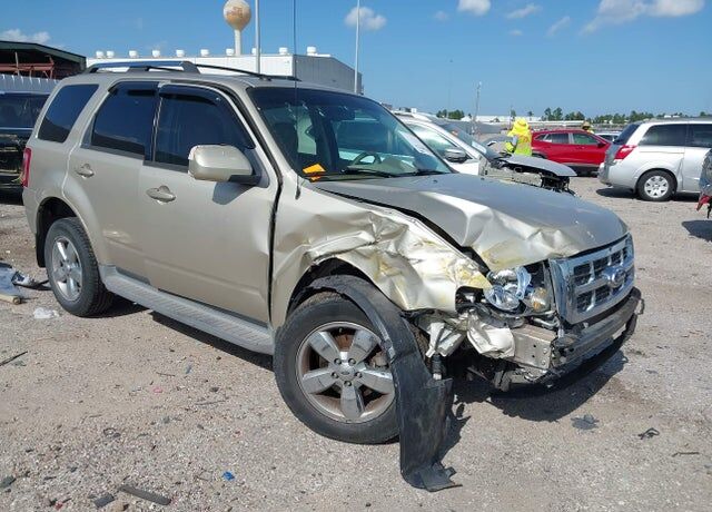 2011 FORD Escape