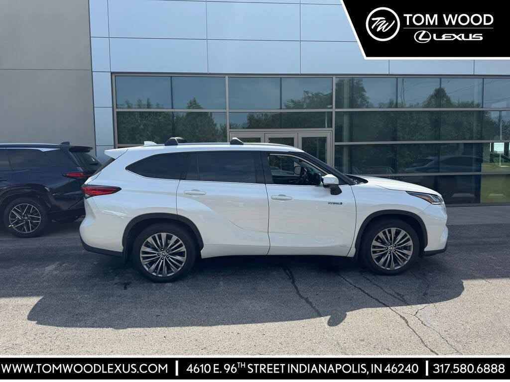 2021 TOYOTA Highlander