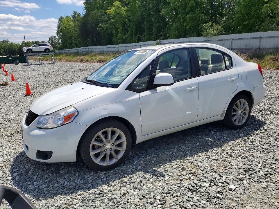 2011 SUZUKI SX4