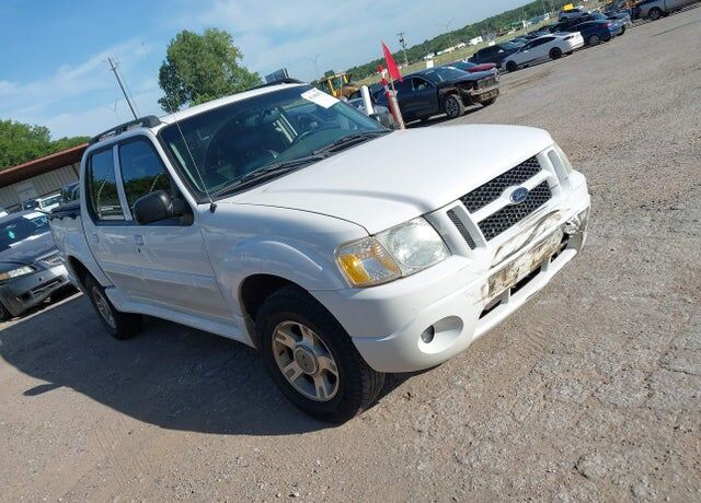 2004 FORD Explorer