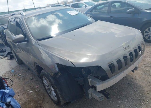 2020 JEEP Cherokee