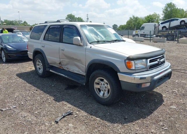 2000 TOYOTA 4-Runner