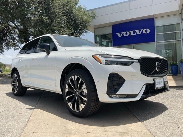 2026 VOLVO XC60