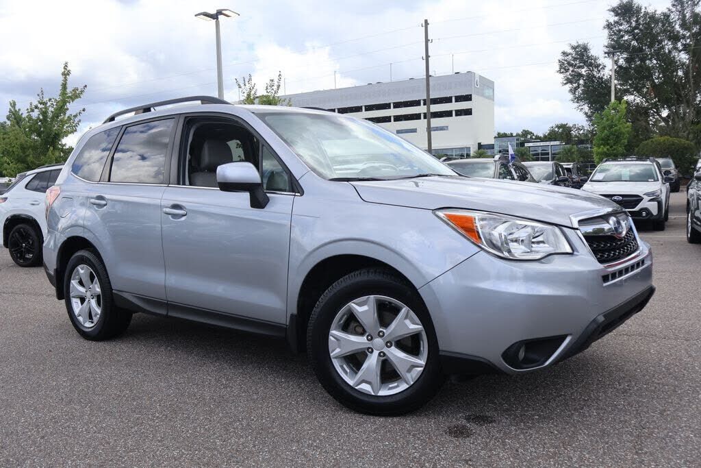 2015 SUBARU Forester