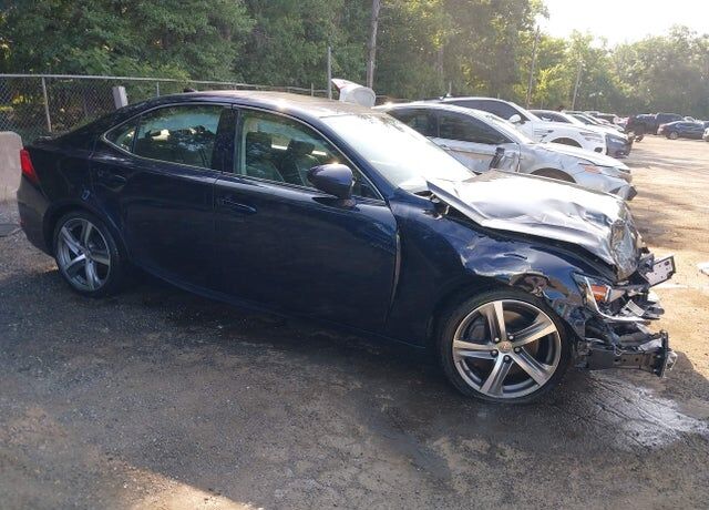 2019 LEXUS IS