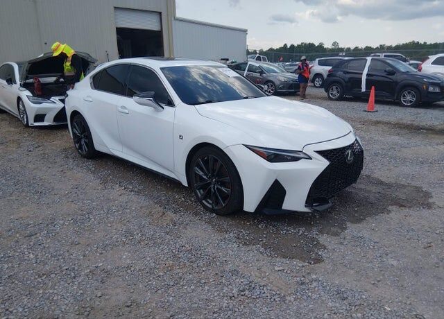 2021 LEXUS IS