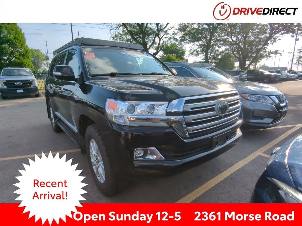 2018 TOYOTA Land Cruiser